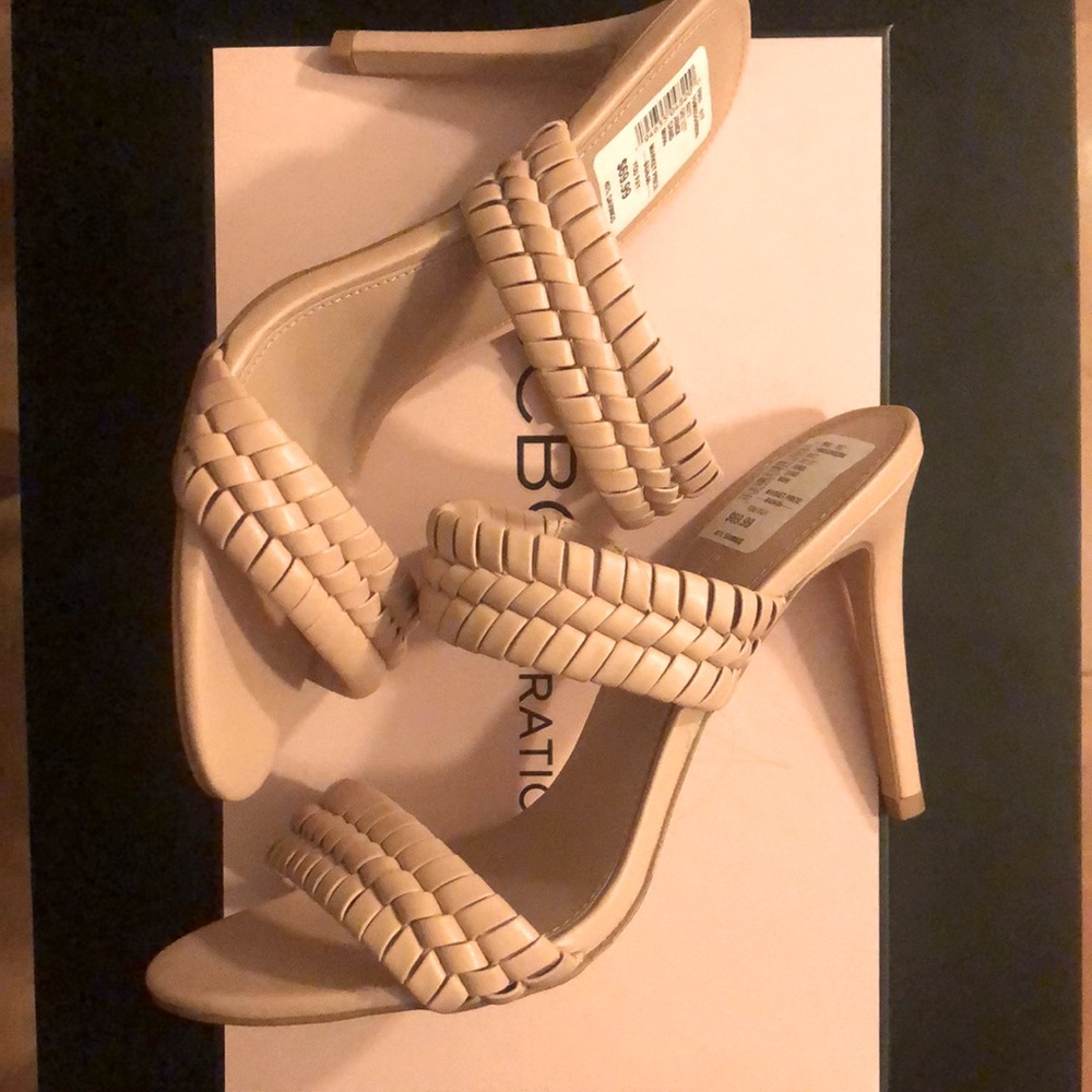 BCBG Nude Sandals with Heel size 9M/40